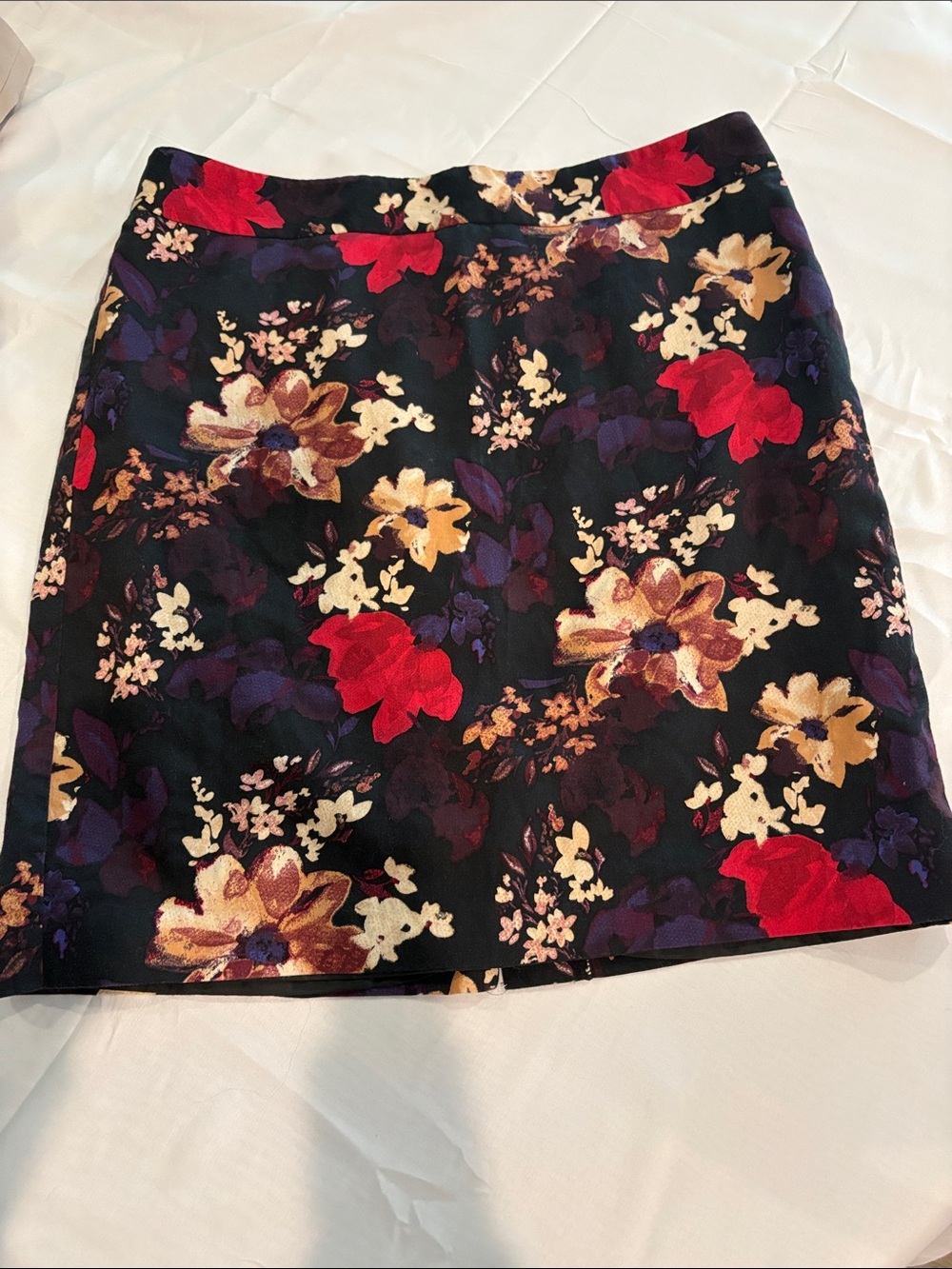 LOFT Size 12 Dark Floral Cotton Mini Skirt Fully Lined Fall
